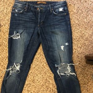 Distressed Joe’s boyfriend jean 28